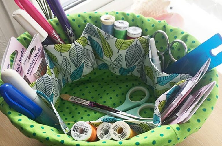 Wendy Gardiner: Craft Basket Liner with Pockets